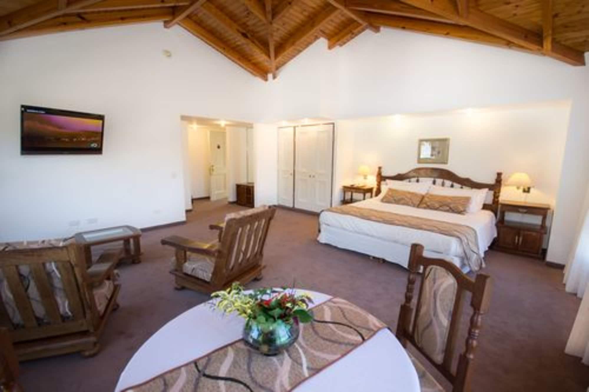 Patagonia Plaza Hotel 4*
