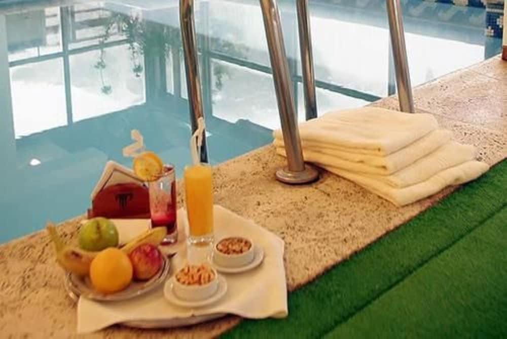 Patagonia Plaza Hotel 4*
